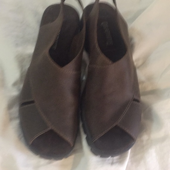 Graphite shoes - Picture 3 of 4